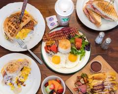Arize Bistro