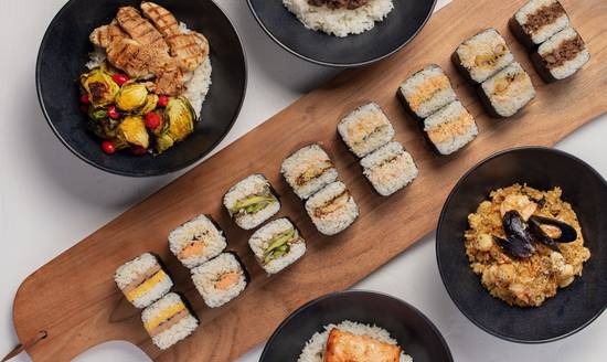 Musubi Square