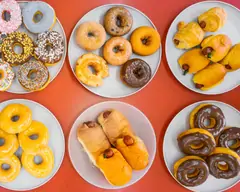 Alhambra Donuts